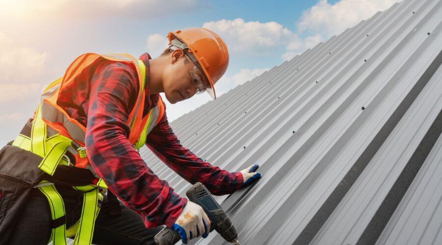 Owens Corning roofing contractor in North Carrollton, MS